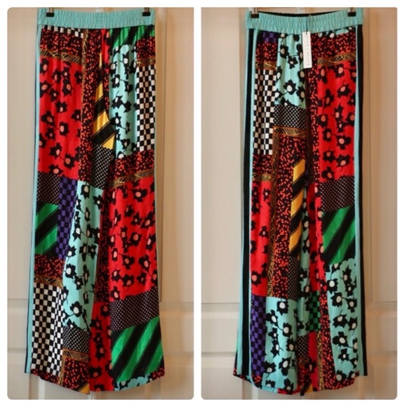 ALICE + OLIVIA Graphic Patchwork Pants - Picture 8 of 12